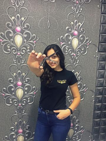 Hair-stylist Anamaria M.